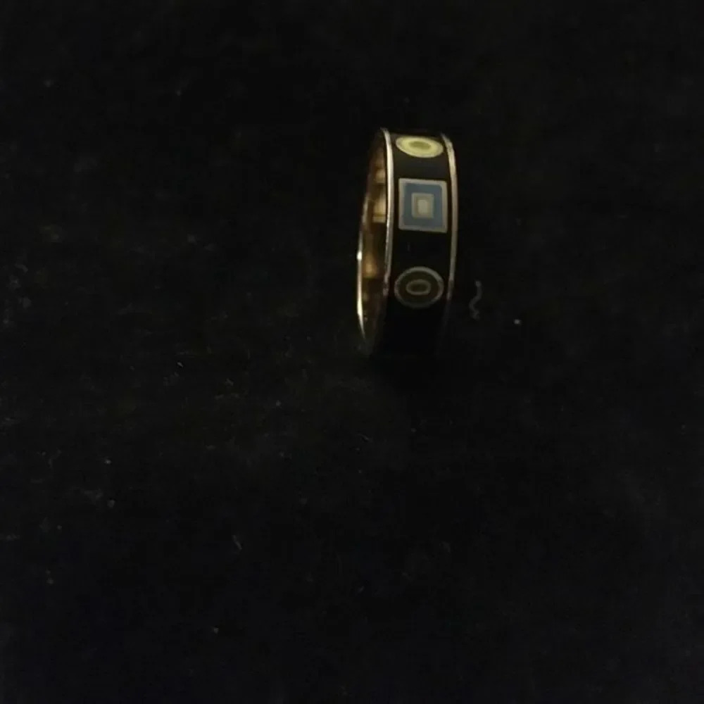 Ring   - Picture 2 of 3